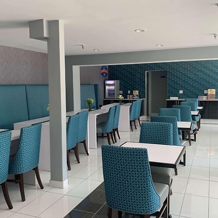 Baymont By Wyndham Charlotte University Экстерьер фото